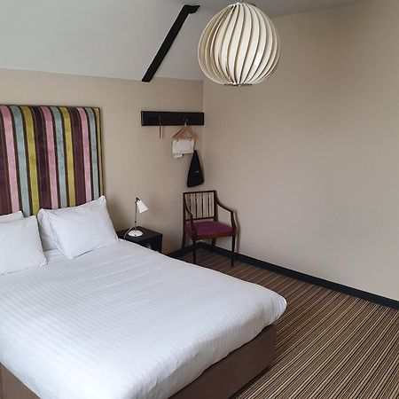The Red Lion Hotel Whittlesford エクステリア 写真
