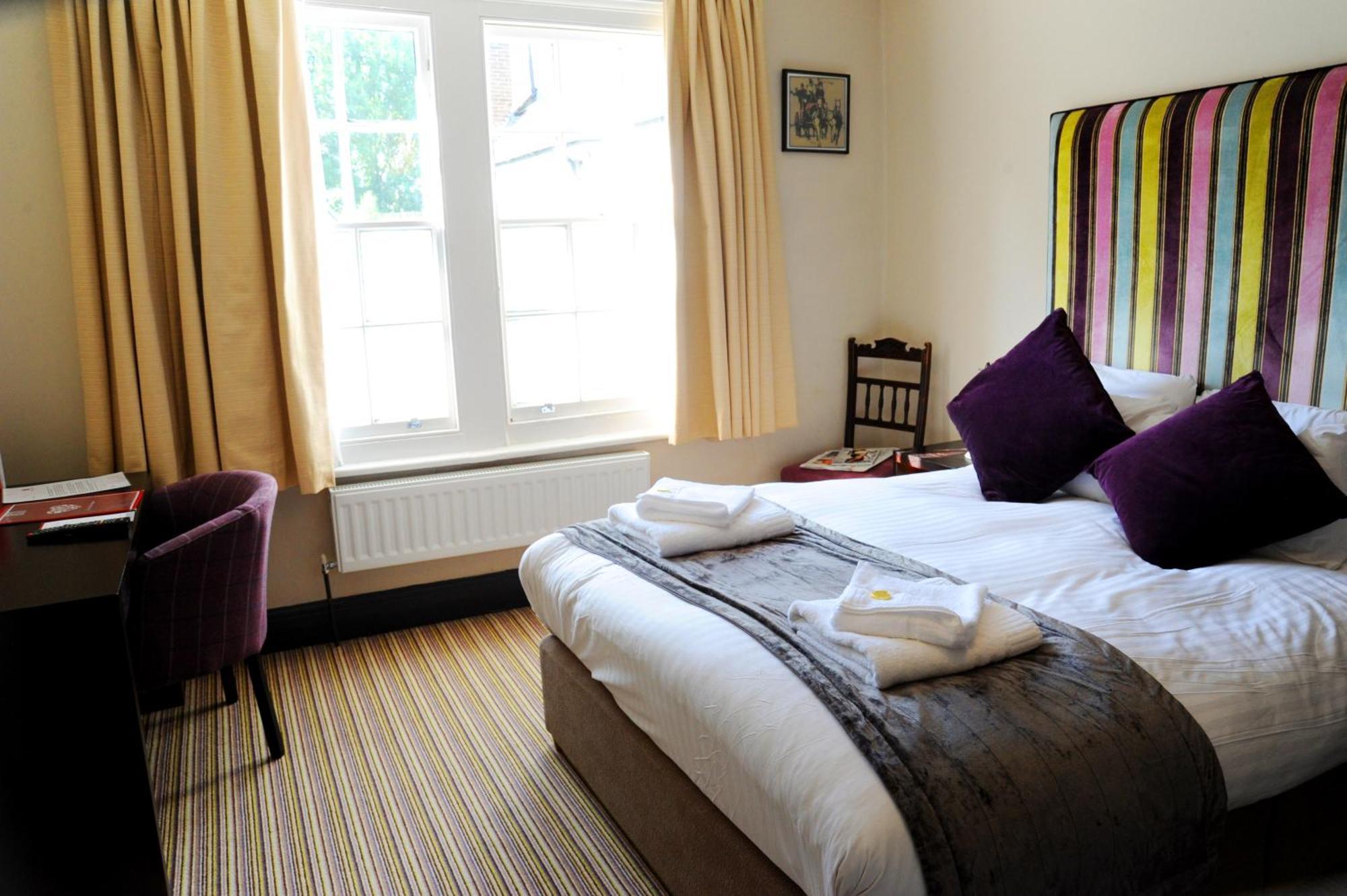 The Red Lion Hotel Whittlesford エクステリア 写真