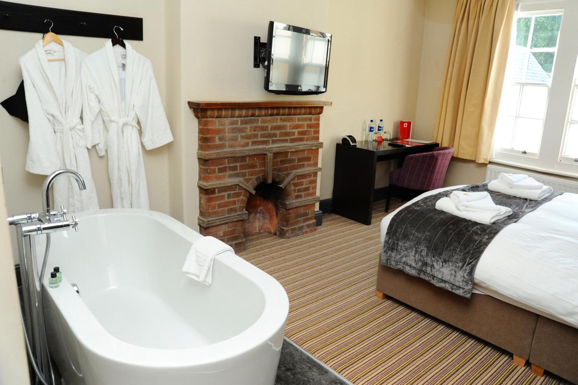 The Red Lion Hotel Whittlesford エクステリア 写真