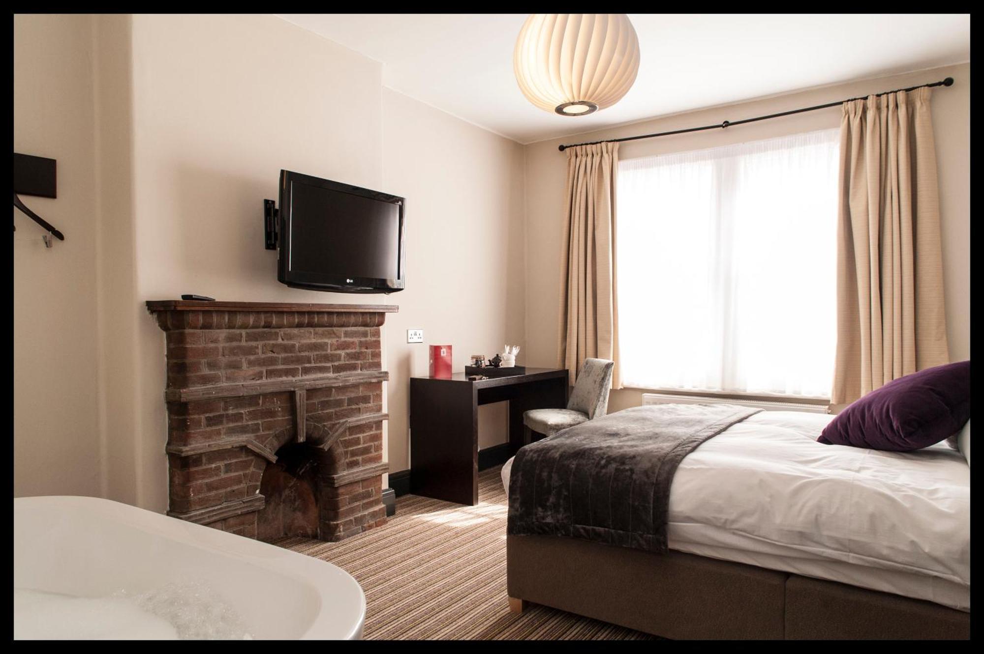 The Red Lion Hotel Whittlesford エクステリア 写真