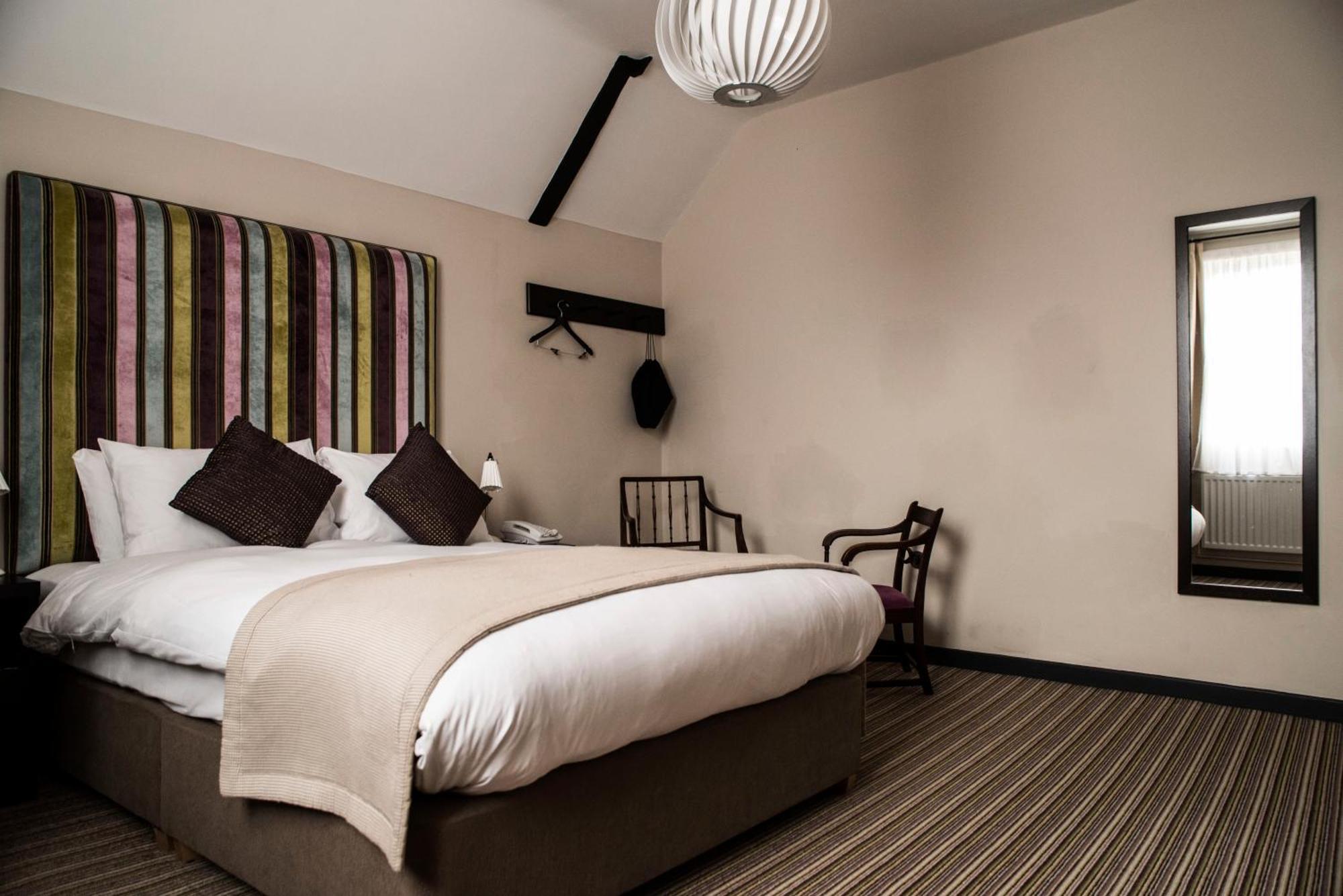 The Red Lion Hotel Whittlesford エクステリア 写真