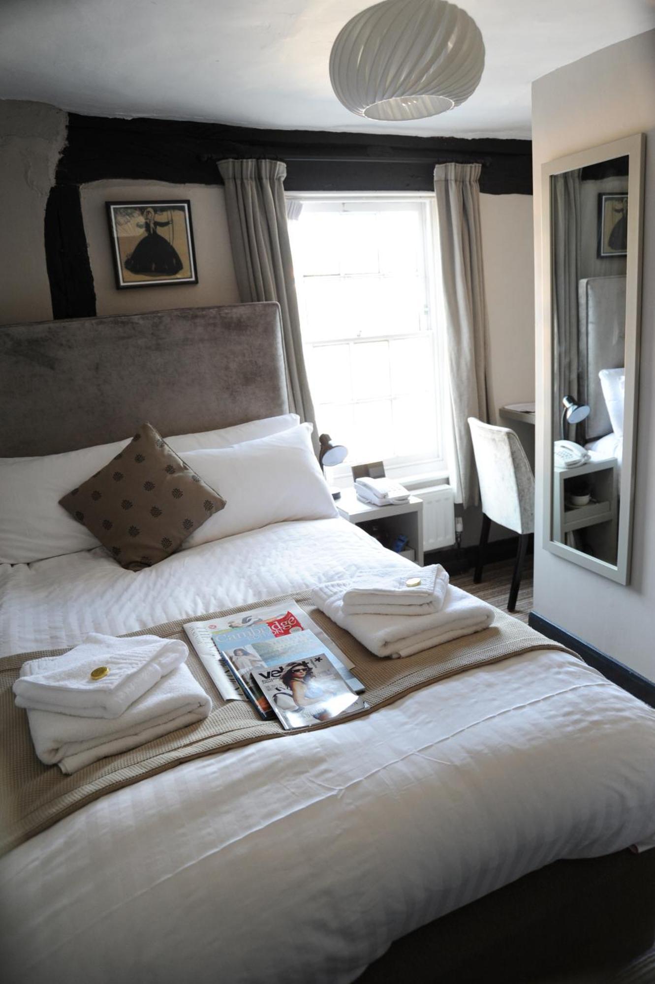 The Red Lion Hotel Whittlesford エクステリア 写真