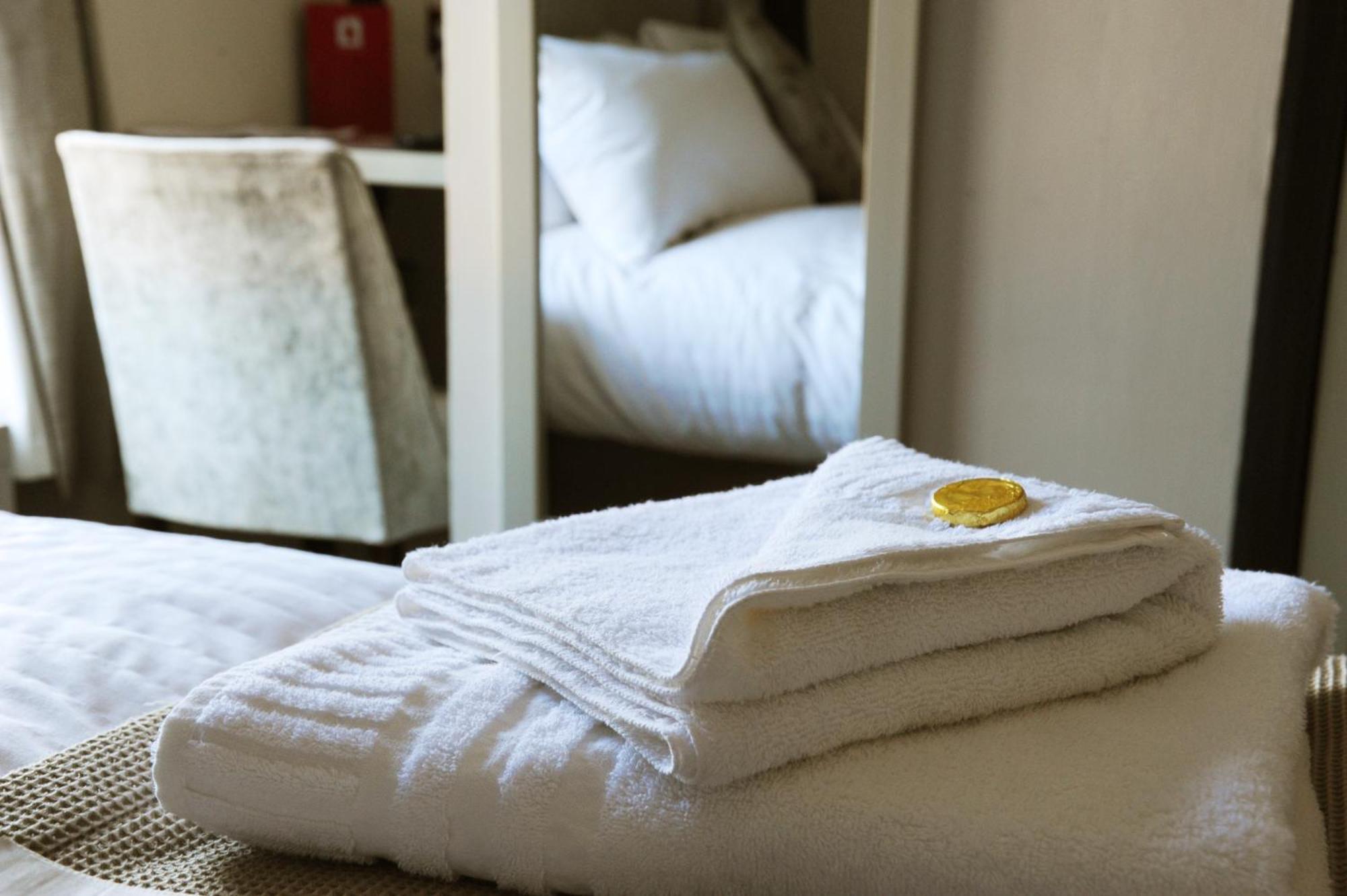 The Red Lion Hotel Whittlesford エクステリア 写真