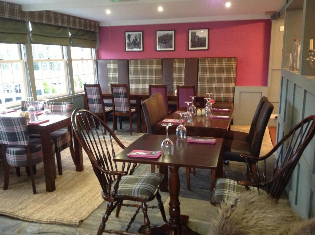 The Red Lion Hotel Whittlesford エクステリア 写真